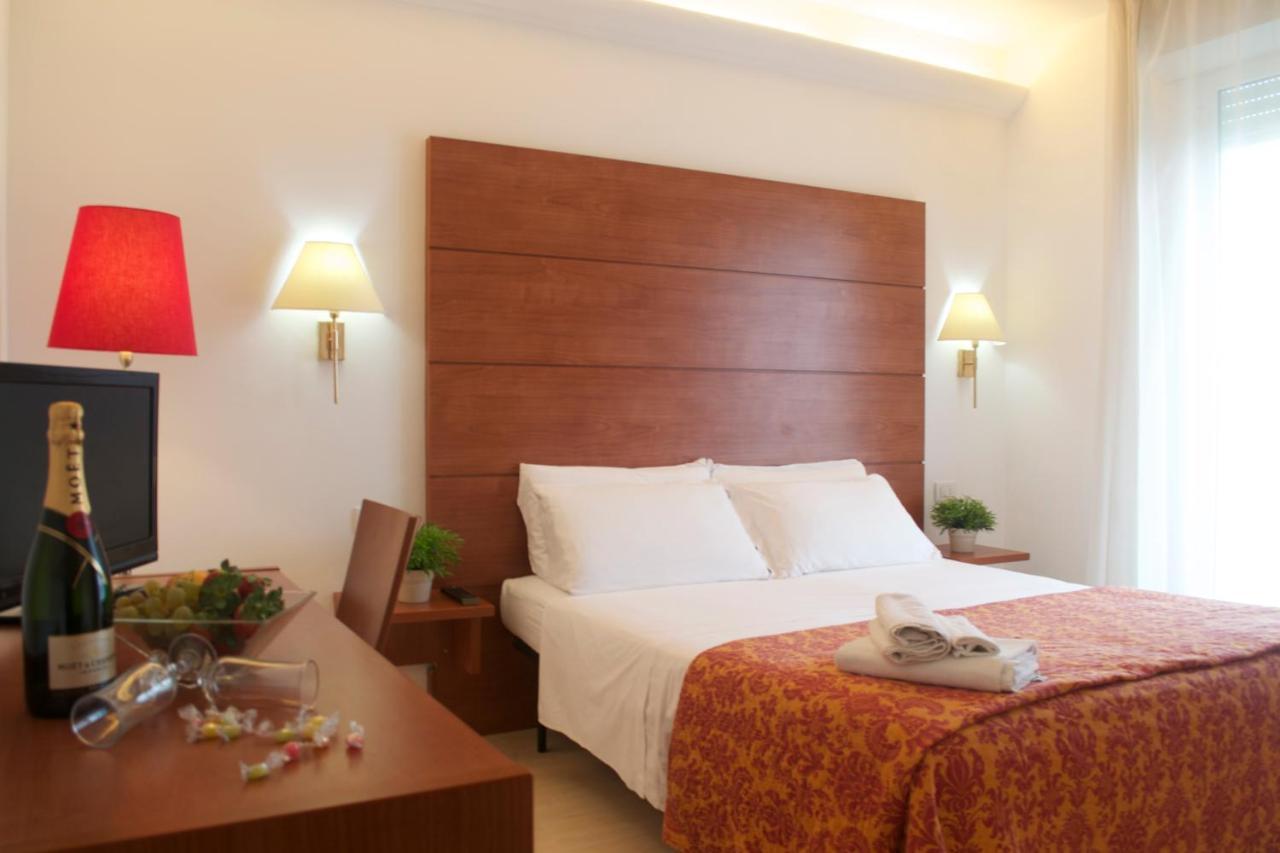 Hotel Villa Del Parco Rimini Extérieur photo