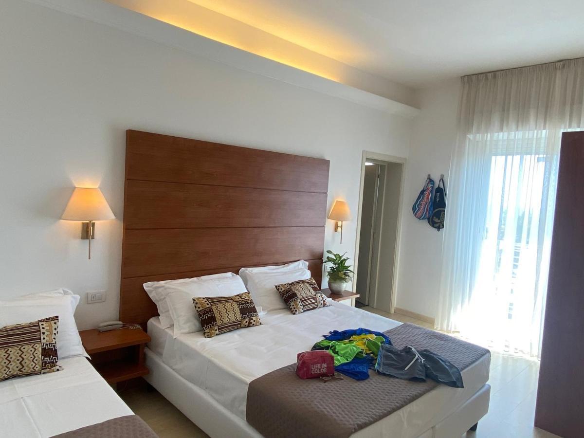 Hotel Villa Del Parco Rimini Extérieur photo
